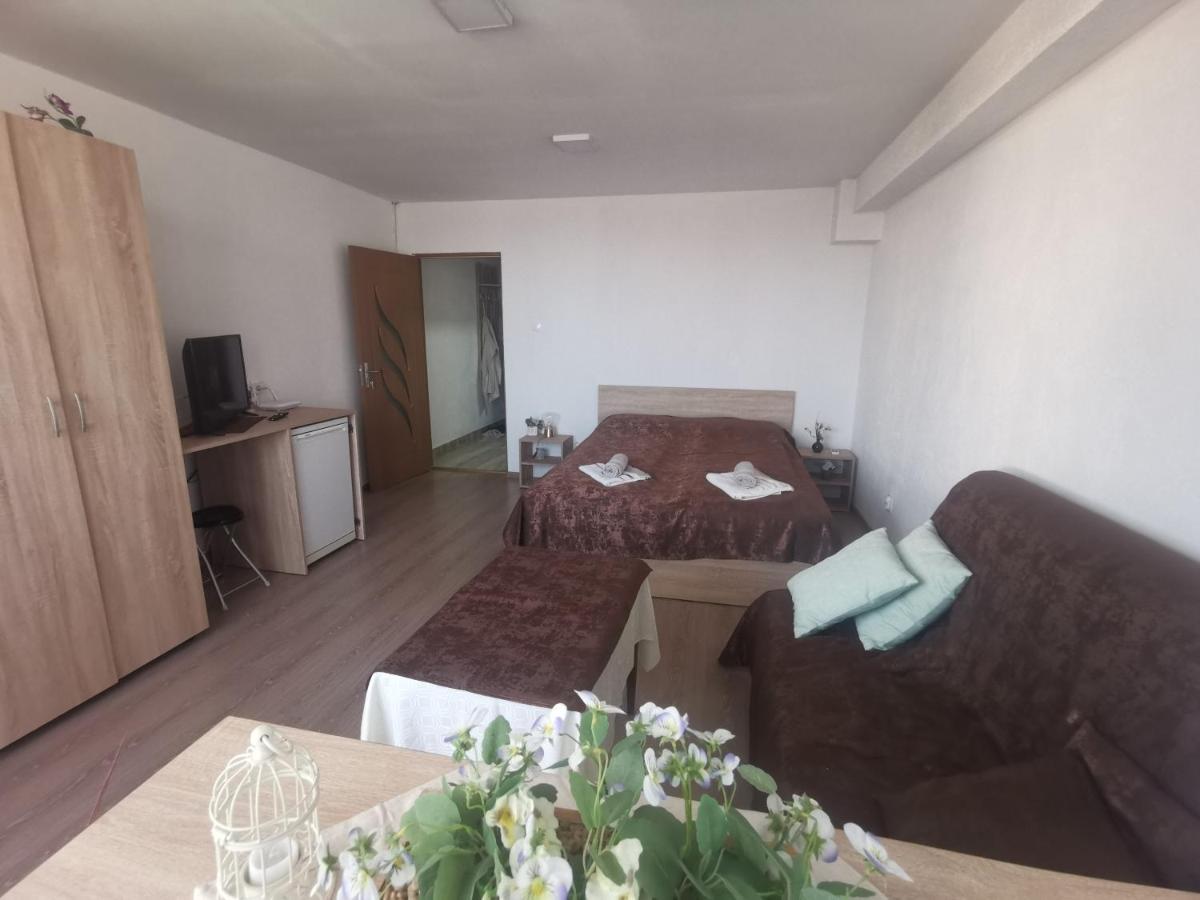 Very Good Location Hunedoara Ngoại thất bức ảnh